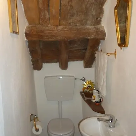 Casa Nel Castello * Saltara