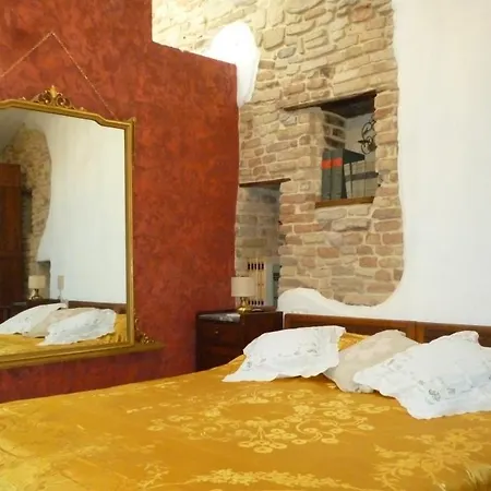 شقة Casa Nel Castello Saltara